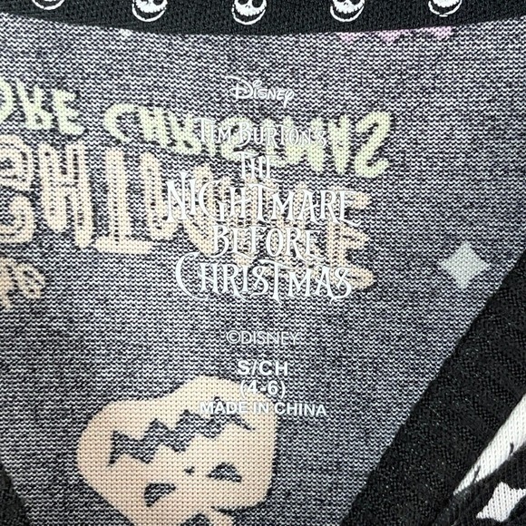Nightmare Before Christmas Pajama Top Womens S Disney Cozycore Sleepwear - Picture 2 of 11
